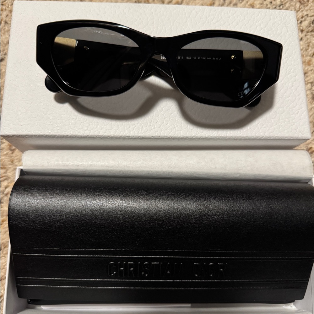 Dior Lady 95.22 B1I Butterfly Sunglasses